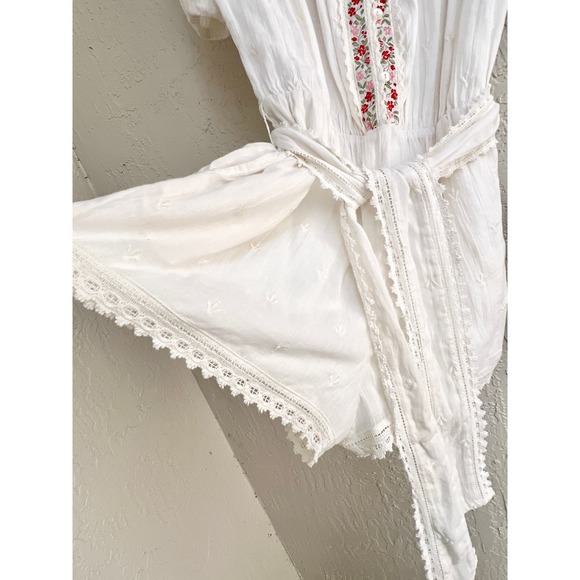 Tularosa Floral Embroidered Noah Combishort Romper White Women's Size Medium - Picture 5 of 11